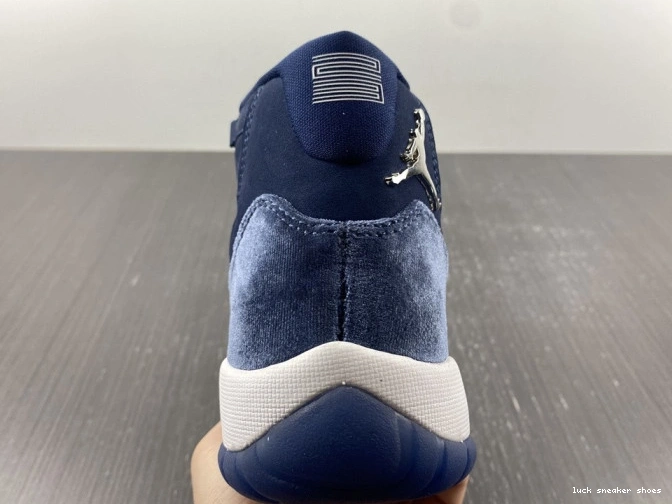 Cheap LUCY Air WMNS Jordan Midnight Navy AR0715-441 Velvet 11 0709